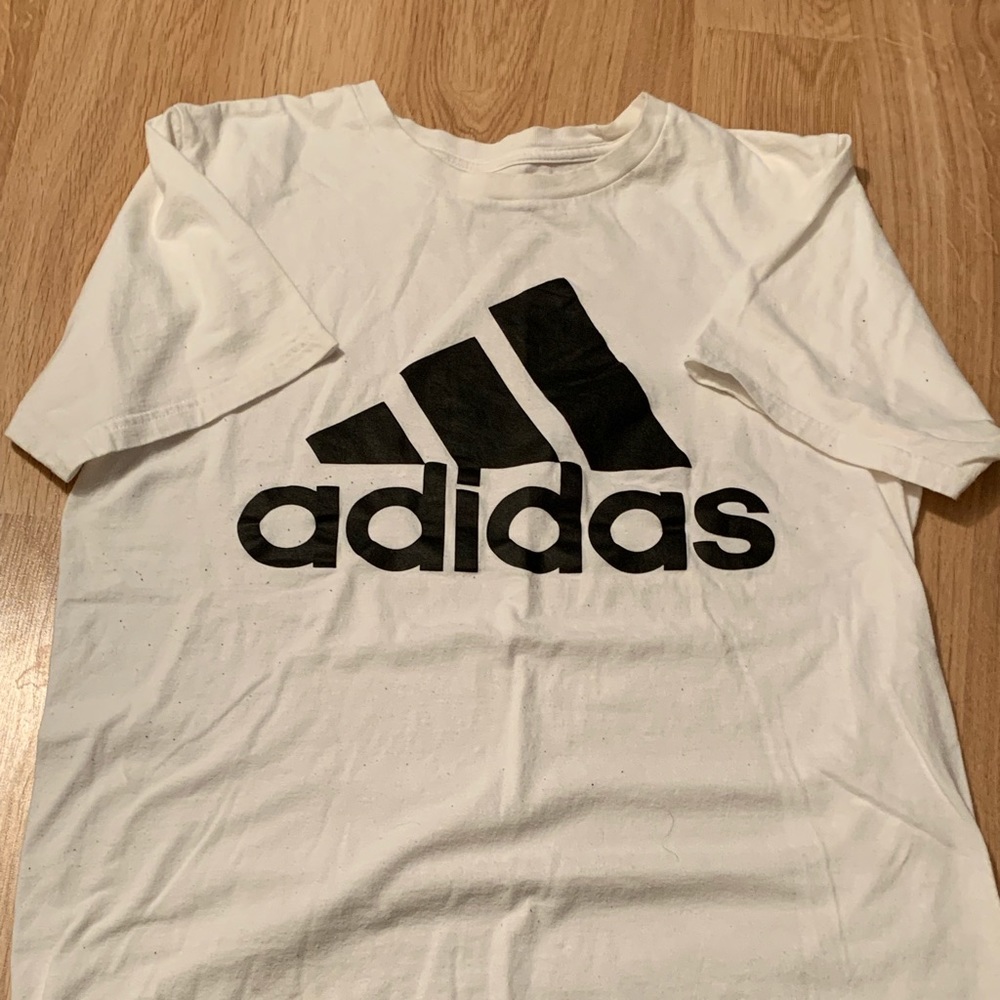 Classic Adidas T shirt